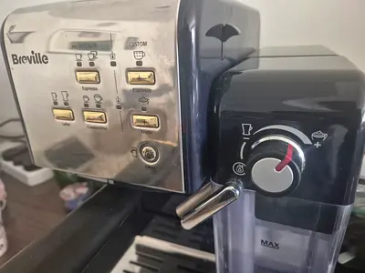 Breville Espresso Machine with Steam Wand — Good Working Condition