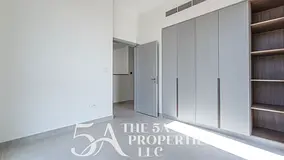 3BR Townhouse | Balcony | Community Views
