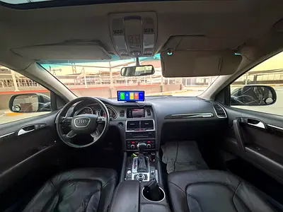2015 AUDI Q7 — миниатюра 11