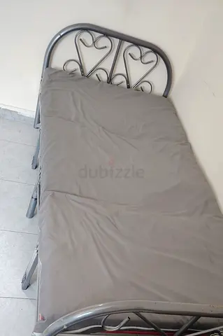 Space Saving Foldable Metal single Bed with sponge Mattress