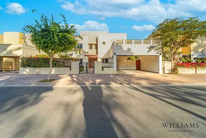 MOTIVATED SELLER | PARK FACING | LARGE LAYOUT