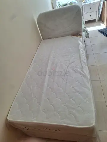 BRAND NEW SINGLE AMERICAN BASE WITH MATTRESS AVAILABLE