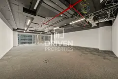 Vacant and Fitted Office with Parking | Vacant