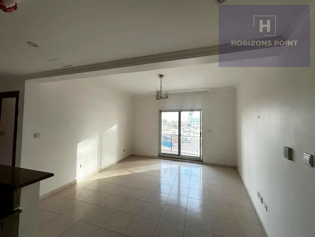 Apartment: Spacious 1BED - Near LULU - Huge Balcony - DSO | dubizzle Dubai