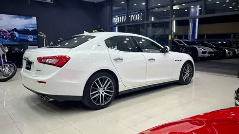 2015 Maserati GHIBLI photo 8