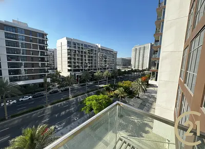 Upgraded | Large Layout | Exclusive | Boulevard View