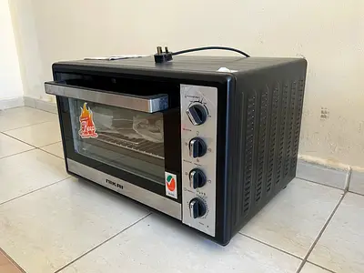 Nikai Electric oven 100L