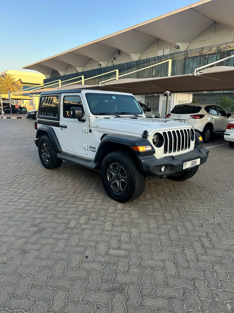 Jeep Wrangler 2018 — photo 1 of 7