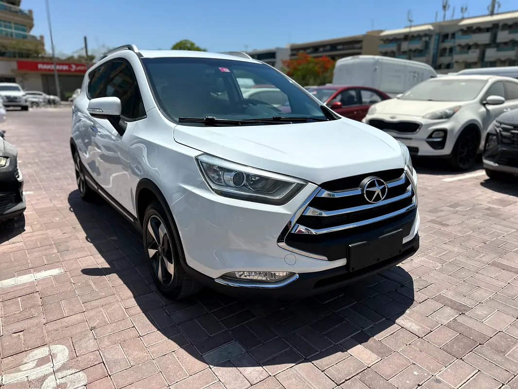 JAC S3 2018 — photo 1 of 20