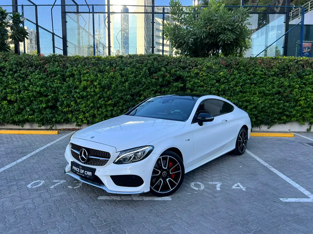 Mercedes-Benz C-Class 2018 — photo 1 of 20