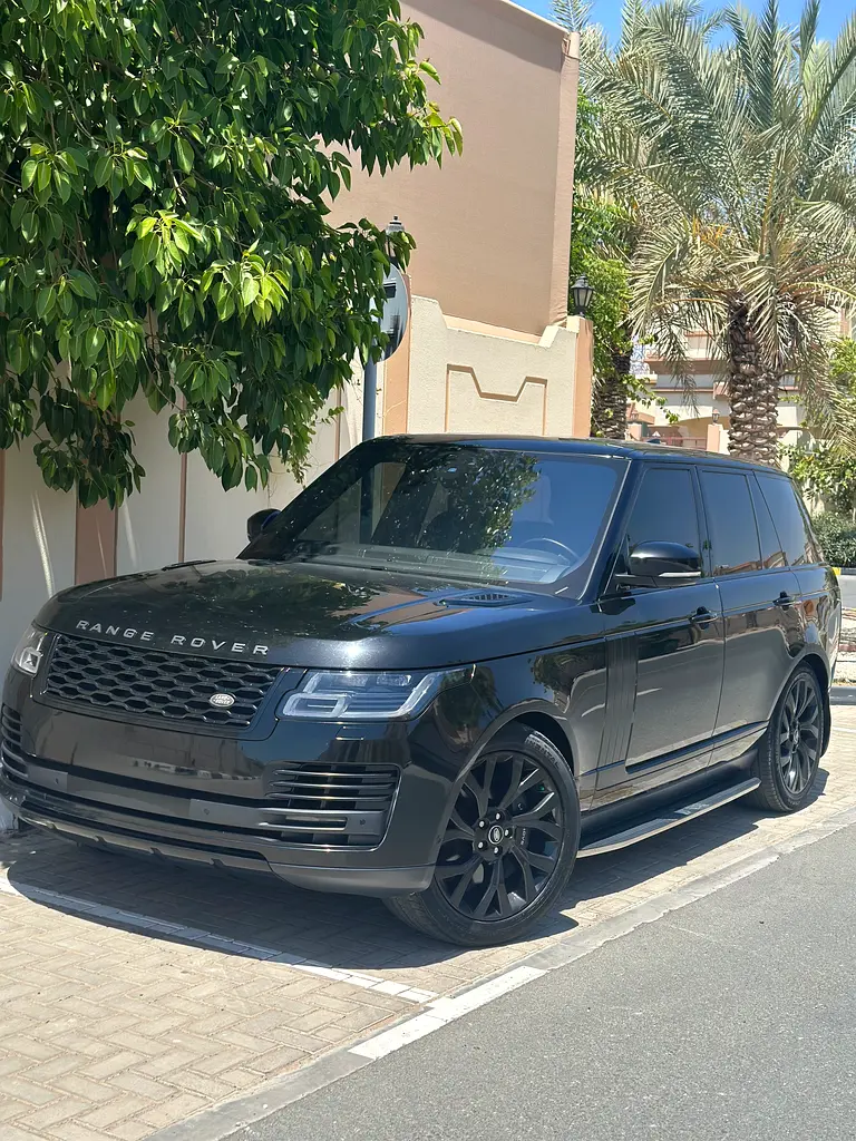 Land Rover Range Rover 2019 — photo 1 of 11
