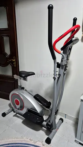 Elliptical Cross Trainer with Seat - Good Working Condition