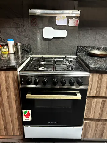 Used 4-Burner Stainless Steel Gas Hob with Oven Controls