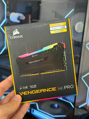 Corsair Vengeance RGB Pro 16GB (2x8GB) DDR4 RAM - 3200MHz