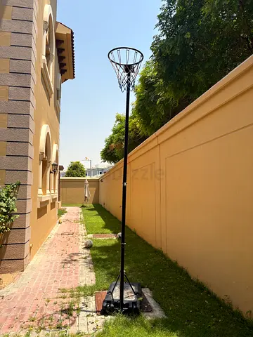 Netball post