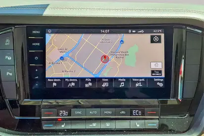 صورة 13 لـ 2023 Volkswagen TOUAREG