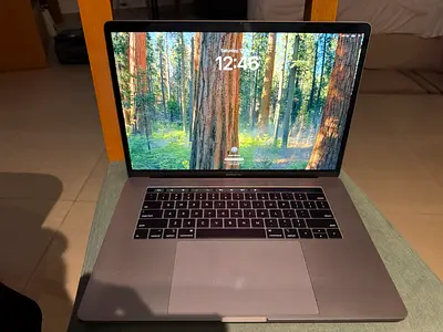 Macbook pro 2019 15-inch Laptop with great Display - Good Condition