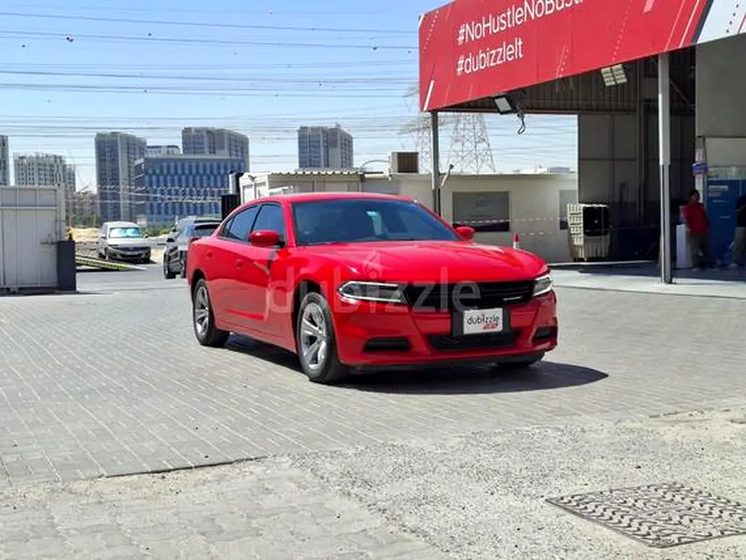Dodge Charger 2020 — photo 1 of 20
