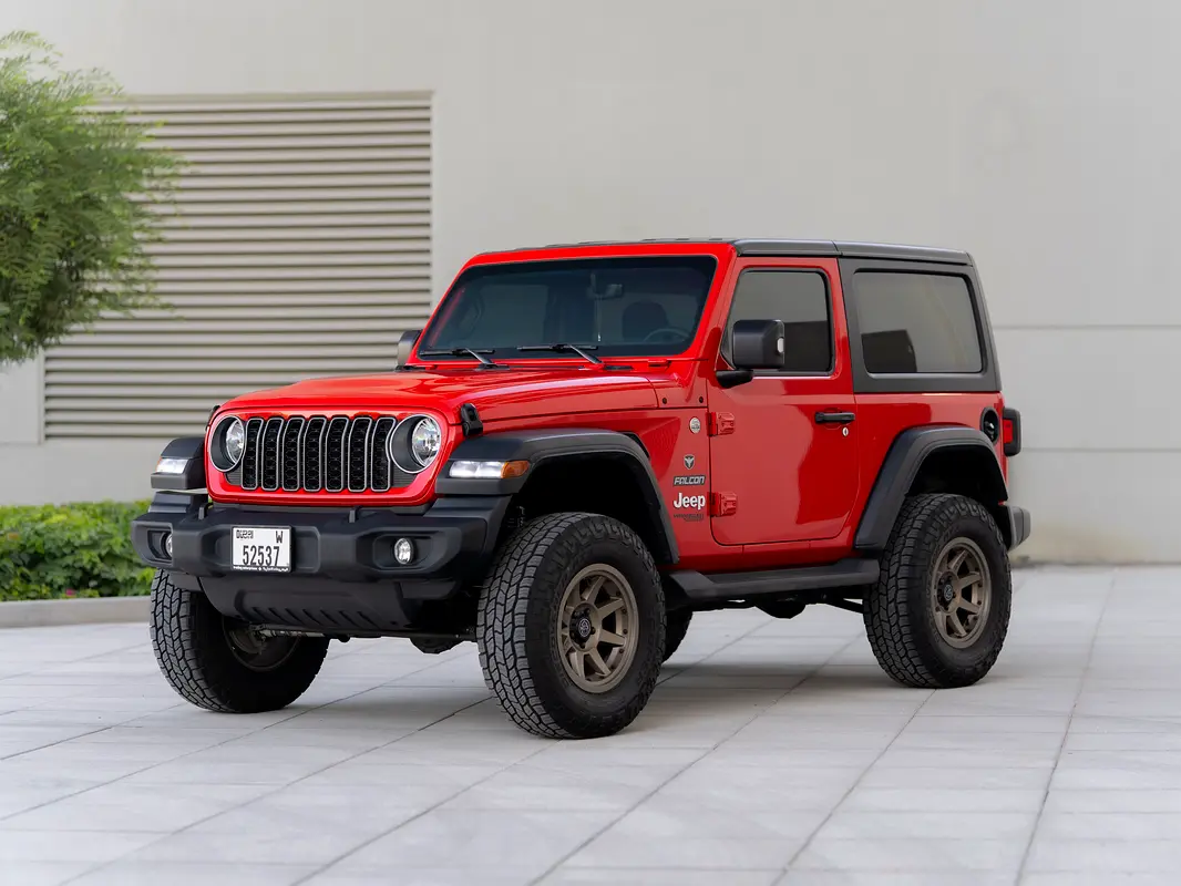 Jeep Wrangler 2018 — photo 1 of 14