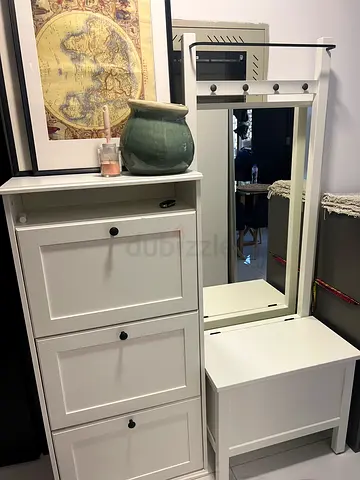 White Hallway Organizer with Storage and hooks