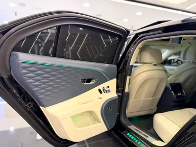 2022 Bentley FLYING SPUR — миниатюра 11