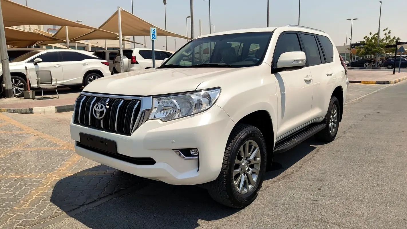 Toyota Prado 2020 — photo 1 of 20