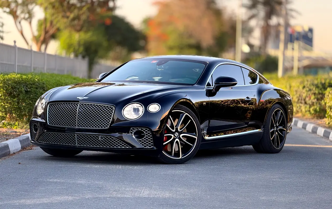 Bentley Continental 2019 — photo 1 of 14