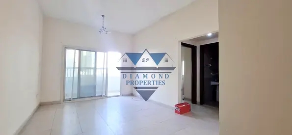 VERY LUXURIOUS APARTMENT 1BHK CENTRAL AC WITH BALCONY WITH WARDROBE 35K