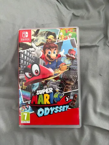 Super Mario Odyssey (Nintendo Switch) - Like New