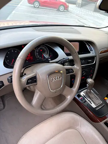 2011 AUDI A4 — миниатюра 7