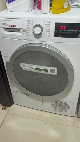 Bosch dryer 8kg - 100 Dhs