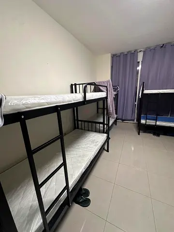 MALE BED SPACE AVAILABLE IN DUBAI SPORTS CITY