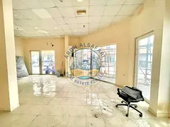 CLOSE TO BUS STOP - SHOPE - HUGE SIZE - PRIME LOCATION - READY TO MOVE IN