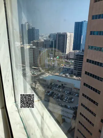 شقة غرفتين وصالة للإيجار السنوي في أبراج عجمان وان