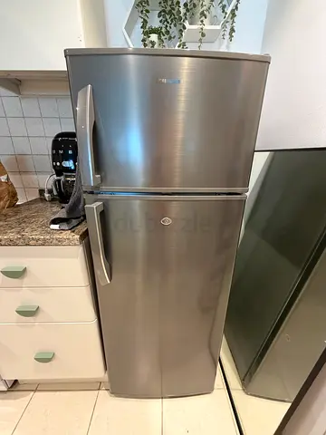 Nikai fridge