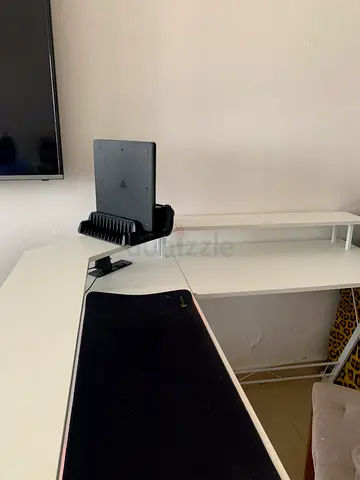 Complete Gaming Setup for Sale - Very Clean (PS4 Slim + L-Shaped Desk)