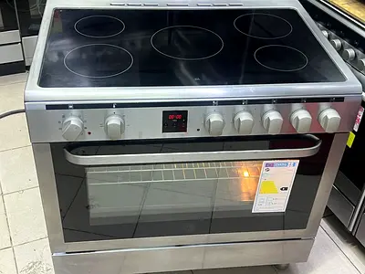 Hoover Brand Electric Cooker 90x60cm With Oven Good Condition