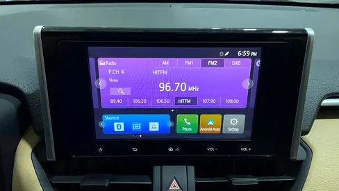 صورة 8 لـ 2025 Toyota RAV 4