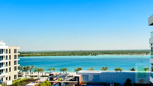 Beach Access | Private Beach | Big balcony |