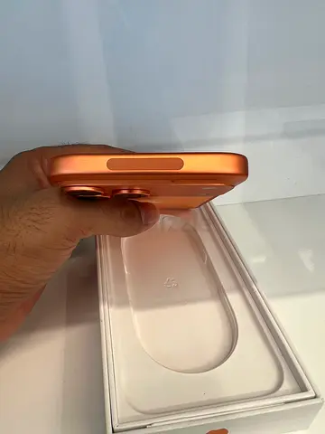 iPhone 17 pro max 256  (Orange) - Good Condition with Box TDRA version