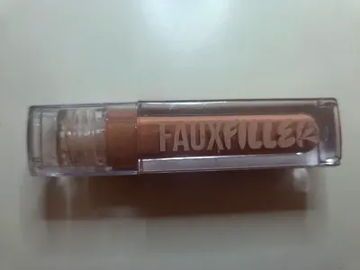 Huda beauty Faux Filler Lip  Honey - new
