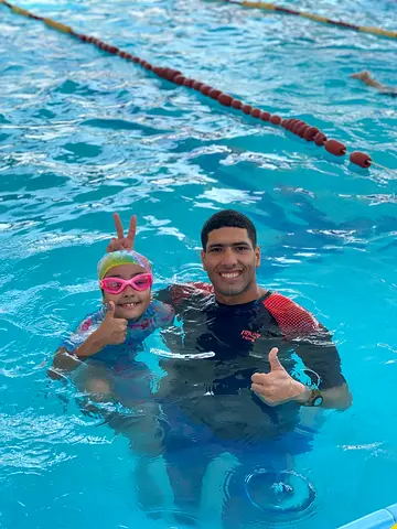 Swimming Dubai sessions 🏊🏻🦈