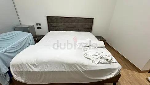 Complete King Size Bedroom Set (Bed Frame, Mattress  2 Nightstands)