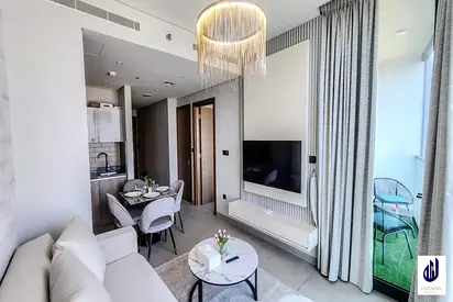 Mid Floor | Pool view | Furnished
