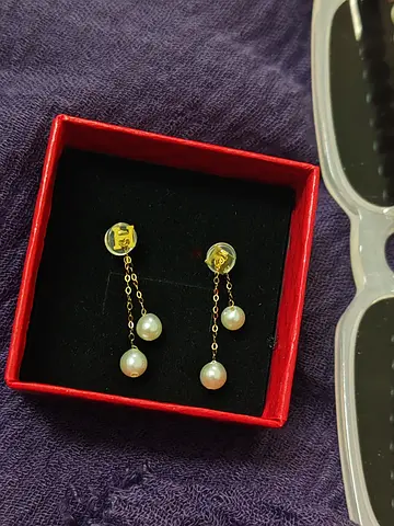Real pearls real gold
