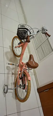 Light Pink Childrens Bicycle with Training Wheels and Front Basket - Good Condition
