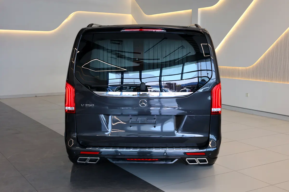 Mercedes-Benz V-Class 2024