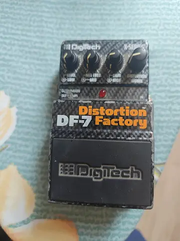 Guitar pedal