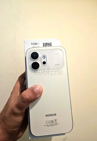 Honor 600 TRA
Only 1 day used, purchased from Carrefour.
Storage: 12GB RAM / 256GB ROM.