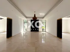 Single Row | Large 5 Bedroom | Vacant